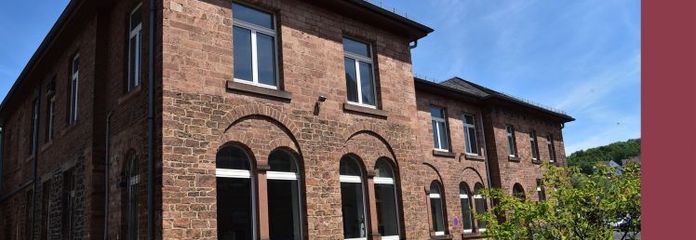 Ehem. Bürogebäude zur offenen Verwendung (Wohnen und/oder Gewerbe). Einzelkulturdenkmal!