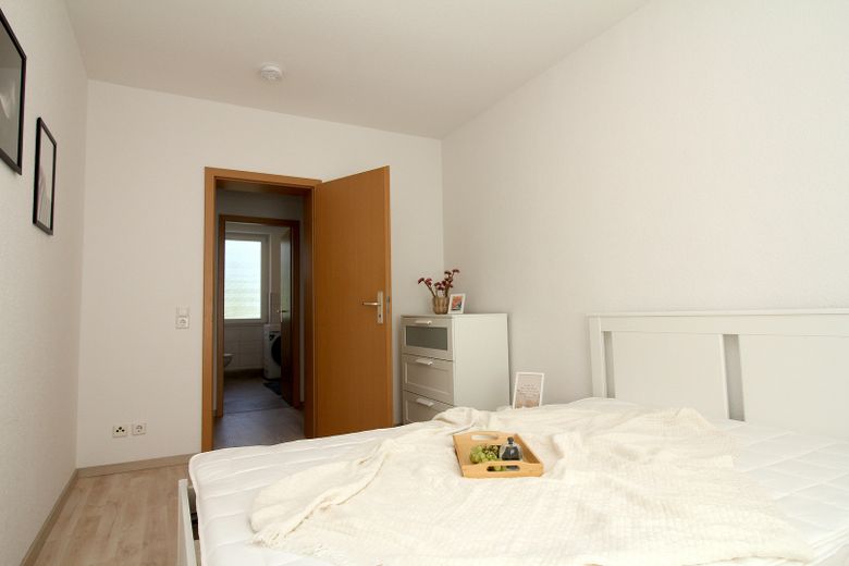 Schlafzimmer mit Doppelbett