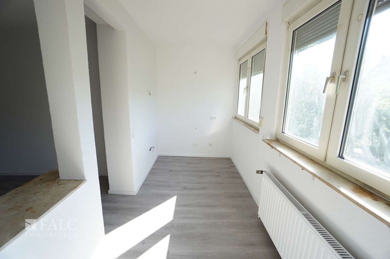 Erstbezug nach Sanierung, 2ZKB in der Stadtmitte! – Küchenbereich