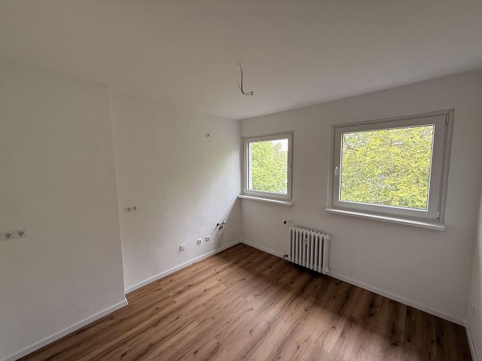 Erstbezug nach Sanierung | Helle 3-Zimmer-Wohnung mit Balkon und zusätzlichem Mansardenraum – Foto 8