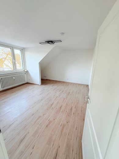 Großes Schlafzimmer