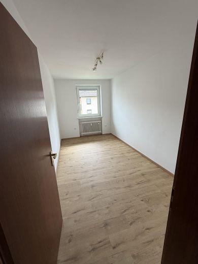 Солнечная 3-комнатная квартира в центре Бургхаузена – Kinderzimmer