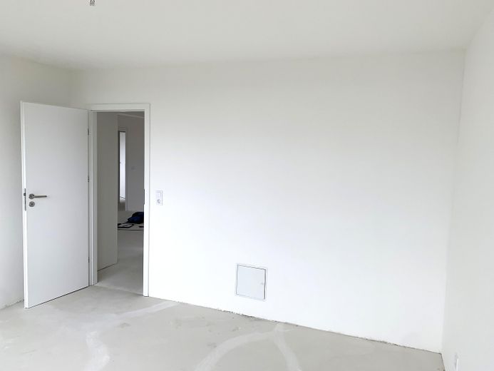 Schlafzimmer zum kleinen Flur