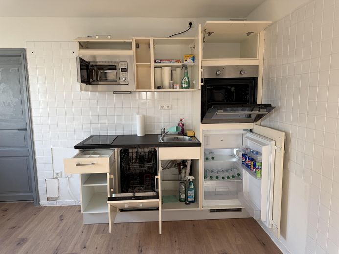 Appartamento ristrutturato e arredato di 3 locali a Ingolstadt-Hagau - 75 m2 – Foto 26