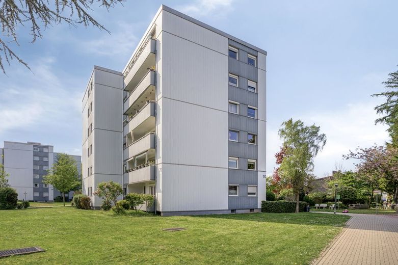 *** Gehobene Etagenwohnung in Ruhiger Umgebung der Stadt Langenfeld *** – Hausansicht