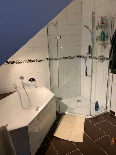 Badezimmer 1. OG