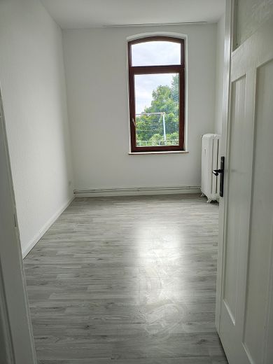Gräumige 4-Zi Altbau WHG mit Balkon – Foto 11