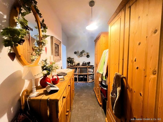 Charmante Erdgeschosswohnung mit Terrasse in energieeffizient saniertem Schulgebäude – VUB2235-2