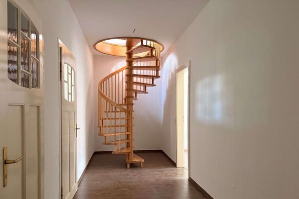Appartamento maisonette con due balconi e ampia cucina nel meraviglioso quartiere di Gohlis!