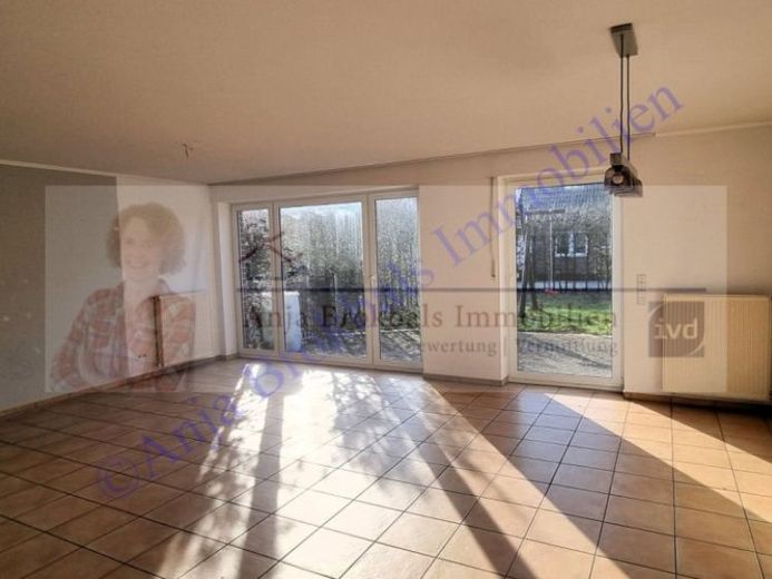 Zu Fuß in die City und zu den Schulen - DHH in ruhiger Lage - provisionsfrei für Käufer in Gütersloh – Foto 1