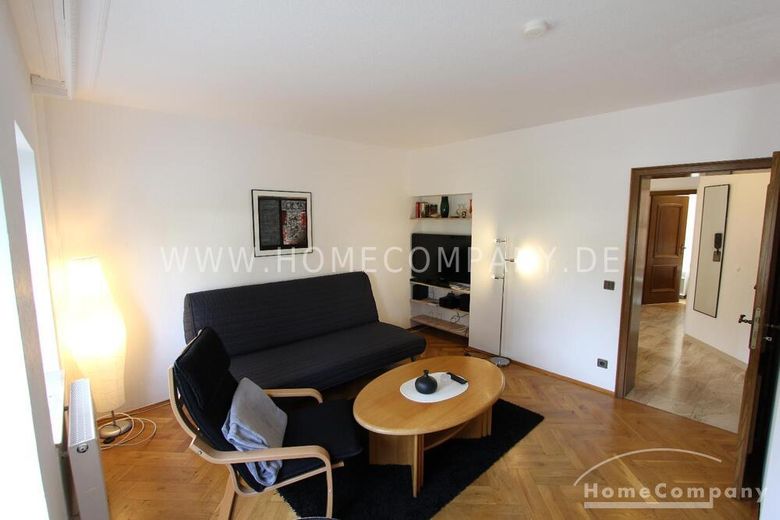 Möblierte 2-Zimmer-Wohnung in abgeschlossener Hofanlage mit separatem Eingang, italienisch-mediterranes Flair! – 331a3e22a8e71d7c4524e7361a989a3b8edc7cce.jpg