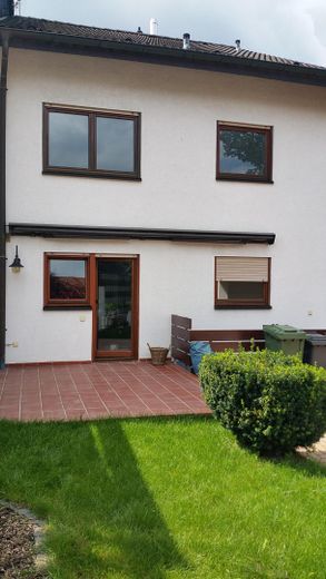 Rückseite Ost m. Terrasse