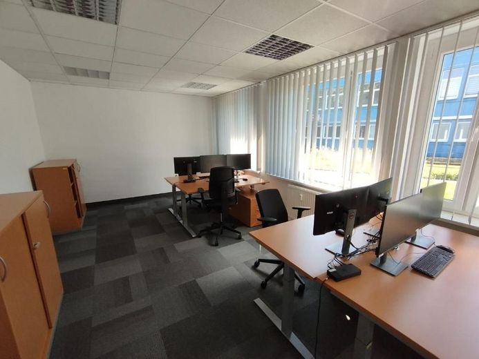 Gewerbeobjekt ***Bürogebäide*** teilverrmietet – Bild 7
