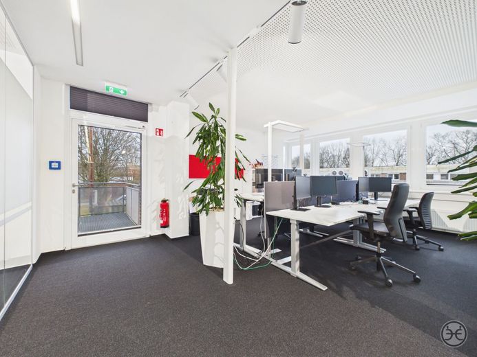 Hochwertiges Bürohaus auf 2 Etagen // Nähe Autobahn // Etzhorn // Oldenburg – Eden-Ehbrecht-Immobilien_Vermietung_Gewerbe_Bürofläche_019