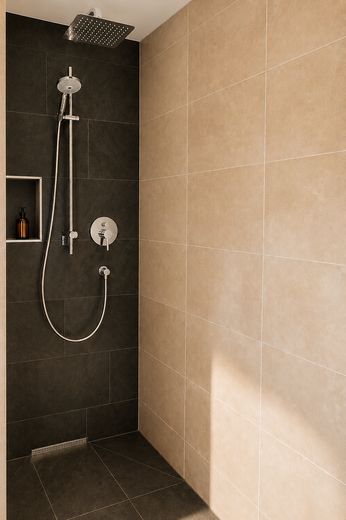 Ebene Regendusche Bad 1.OG