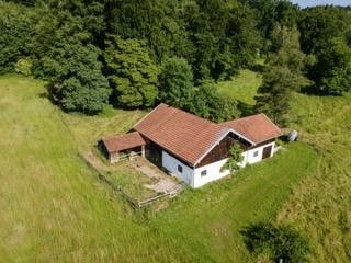 Der Stall Blick Richtung Haus