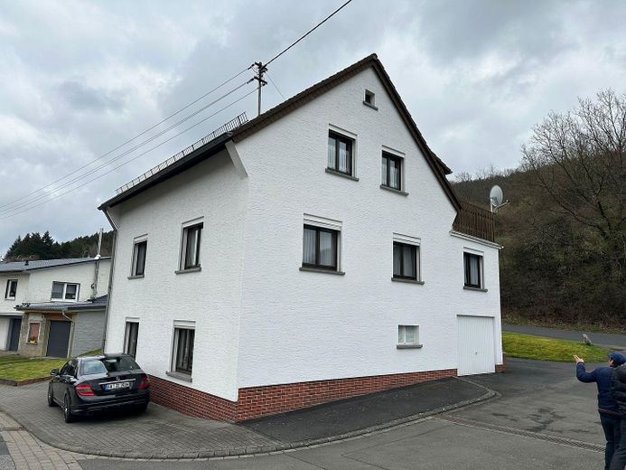 2 Familienhaus – Haus Außen süd