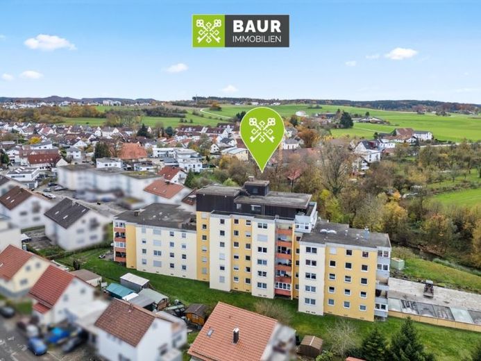 360° I Przestronne, dostępne od zaraz mieszkanie 3,5- do 4-pokojowe z balkonem i garażem w Bad Waldsee-Steinach – Zdjęcie 1