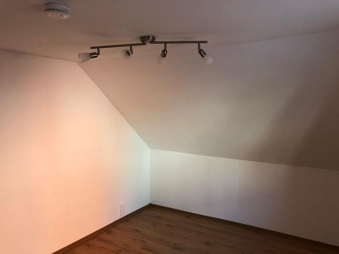 Odnowione mieszkanie 2-pokojowe o powierzchni 39 m² w Augsburgu – bezpośrednio od właściciela, bez pośrednika, 2 pokoje z kuchnią i łazienką – Zdjęcie 10