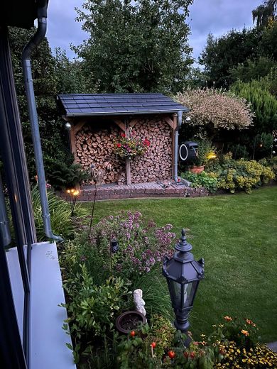 Charmantes Einfamilienhaus mit Garten - PROVISIONSFREI ! – Holzlager