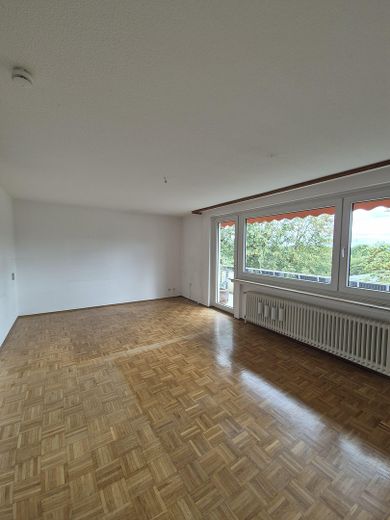 Sonnige Maisonettewohnung – Whnzimmer li