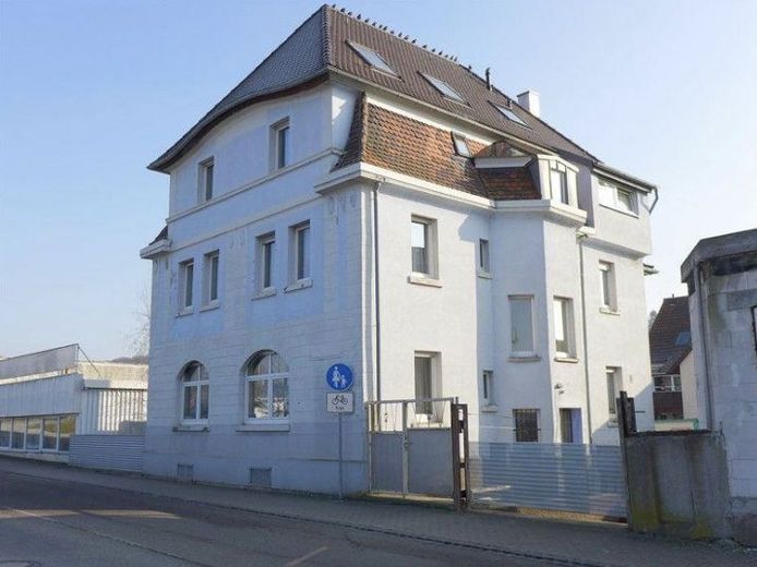3 vermietete Wohnungen im Paket | ca. 7 % Rendite | ohne Rücklagen | für erfahrene Investoren – Hausansicht