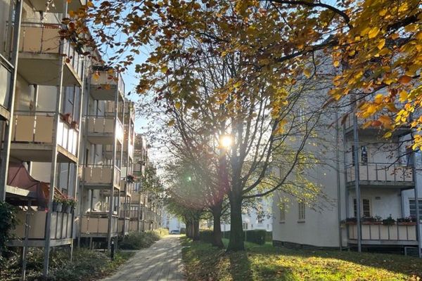 Frei ab dem 1.1.27 !!! Moderne Whg. mit sonnigem Balkon am Heimgarten