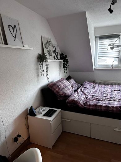 Schlafzimmer 2