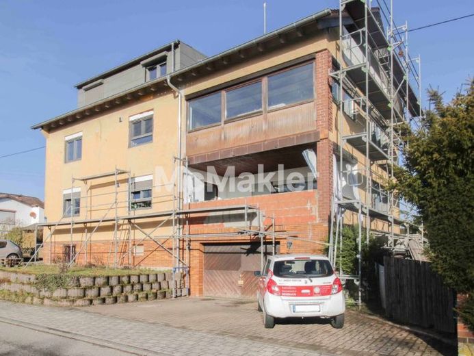 MFH mit 3 Einheiten und Top-Potenzial in Feldrandlage zur flexiblen Nutzung – फोटो 1