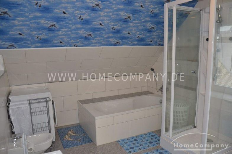 4 Zi. Whg., möbliert, im 1. OG. eines 2-Familienhauses, komplette Ausstattung – 6008ecb554f0078832a59c0a043b92fa8570735b.jpg