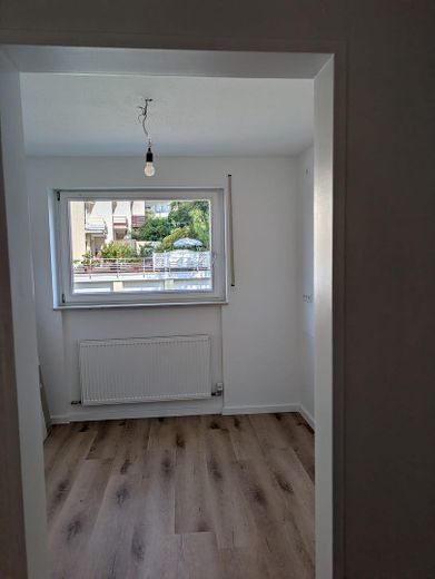 Hochwertig kernsanierte 3-Zimmer-Wohnung mit Balkon & Garage – फोटो 12