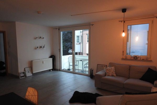 Charmant duplex de 3 pièces à Lörrach-Innenstadt avec 2 balcons et une place de parking en sous-sol