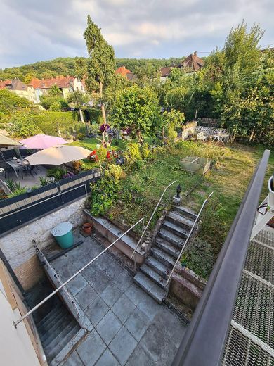 Terraced house with garden in a central location in Neunkirchen – Hof