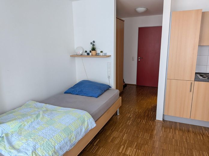 Apartament przy Klinice Uniwersyteckiej | Wprowadzenie od zaraz | Studenci i uczniowie zawodu – Flur