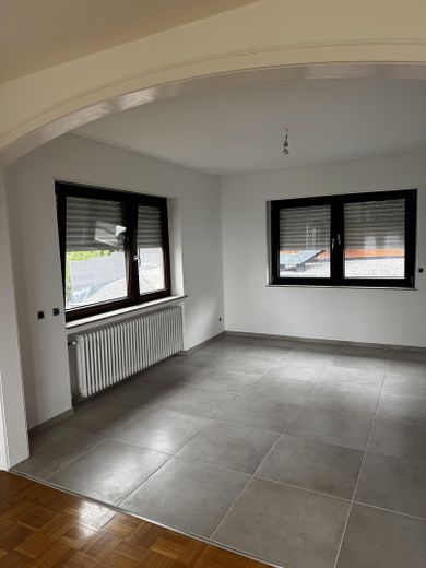 Modernes und stilvolles Wohnen in Bendorf: Helle 2,5-Zimmer-Erdgeschosswohnung – Esszimmer
