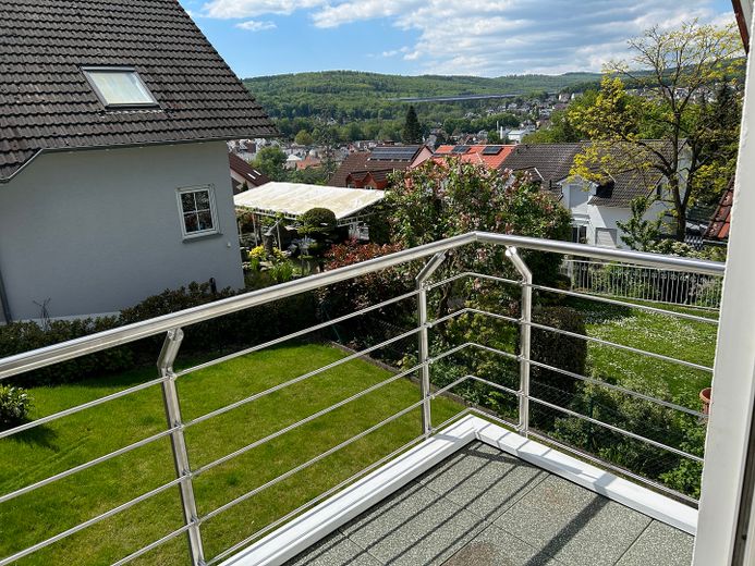 Schöne 2-Zi-Wohnung m.Balkon,Grün-& Blicklage,Kfz-Stellplatz,Keller.Am Schäfersberg-Niedernhausen – Blick vom Balkon aus