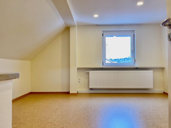 Neuwertig saniertes EFH mit großem Grund in bester Lage - provisionsfrei – Schlafzimmer 3 DG