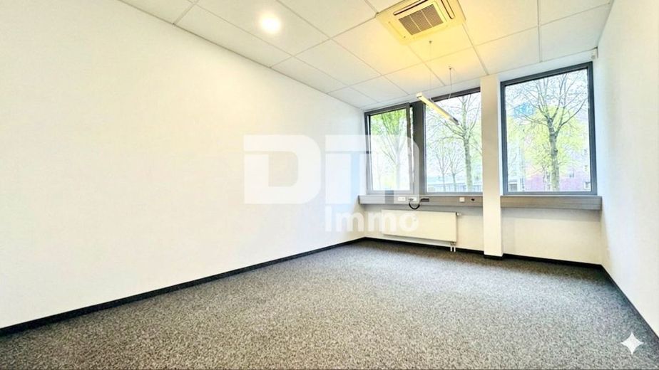 Hochwertige EG Büroetage mit hochwertiger Ausstattung und bis zu 20 PKW Stellplätzen – 5. Raum rechts