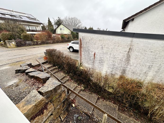 Großzügiges Einfamilienhaus mit Einliegerwohnung auf weitläufigem Eckgrundstück – Foto 9