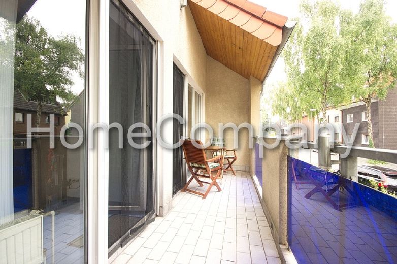 Modern eingerichtete Wohnung mit großem Balkon, direkte Nähe zur U 35, KFZ-Stellplatz möglich – 843fdb58244cc5c8ebe87e140ffc4eb7aafe9495.jpg