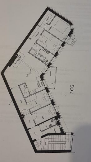 Appartement de 5 pièces entièrement rénové – Photo 17