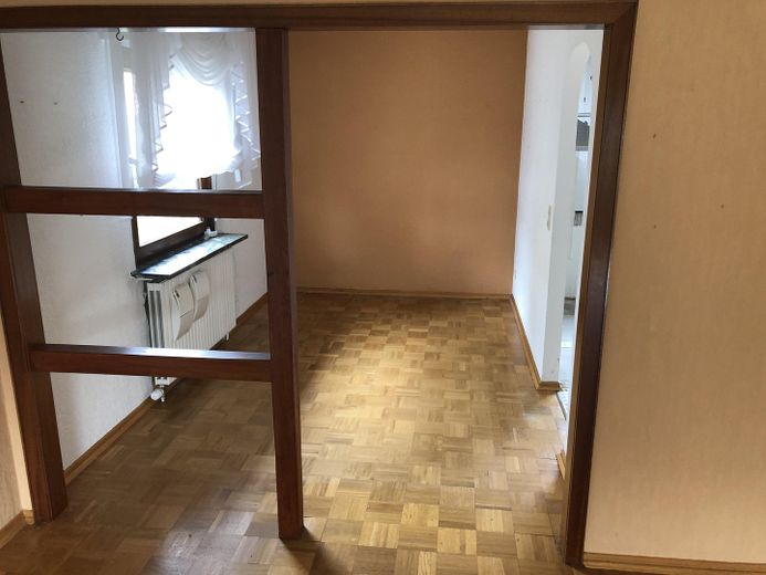 Renovierungsbedürftiges Einfamilienhaus mit großem Garten – Foto 19