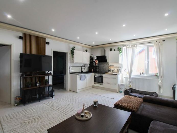 Modernisierte 3-Zimmer-Wohnung in Bochum/Wattenscheid kurzfristig bezugsfrei – Foto 1