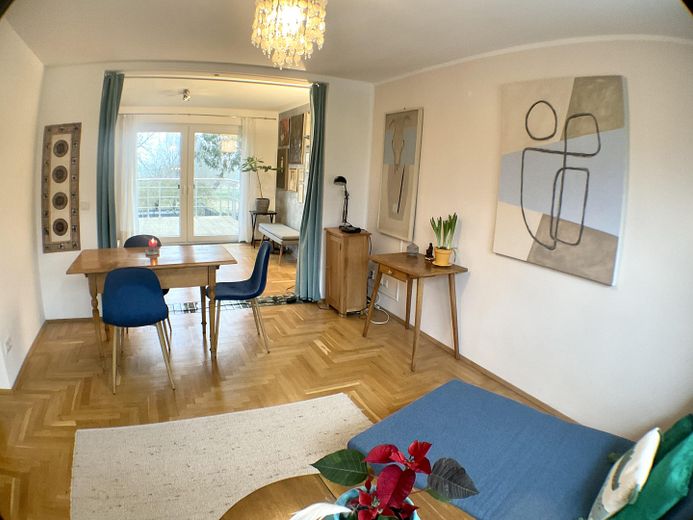 Schönes, solide saniertes und bezugsfertiges Haus auf Rügen mit Photovoltaik – Offenes Wohnzimmer