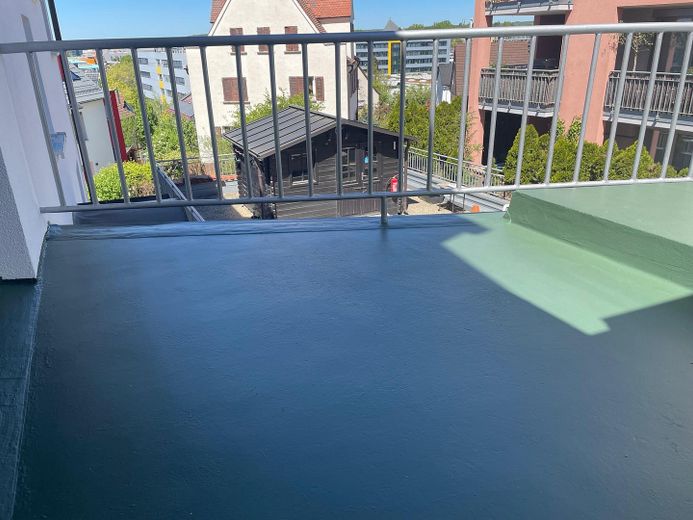 Ein-max.Zwo Pers.Whg.980€KM,NR,kHt,Böblingen-Ztr. Erstbezug nach Kernsanierung – Balkon 2