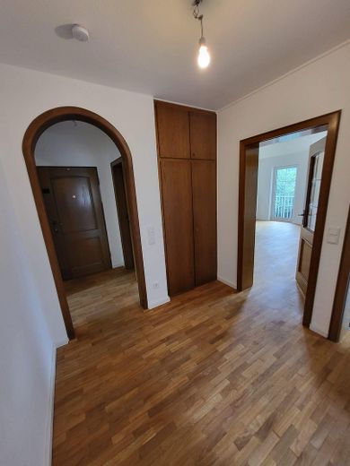 Helle 2-Zimmer Wohnung in guter Lage – Diele