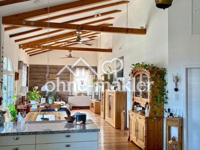 Stilvolles Landhaus mit vielseitig nutzbarer Werkstatt – Foto 1