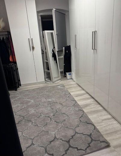 Charmante maison familiale, prête à emménager, avec grande terrasse dans un emplacement pratique – Ankleide (Schlafzimmer 4)