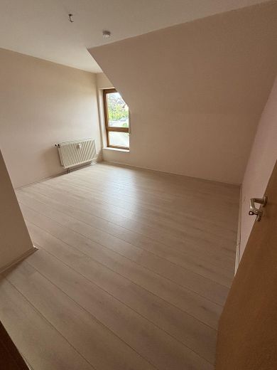 große und gepflegte Maisonettewohnung – Zimmer - 1. Stock der Whg.