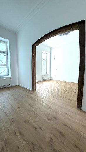 Erstbezug nach Kernsanierung - großzügige Altbauwohnung perfekt für Paar / 2er WG – Wohnzimmer / Schlafzimmer